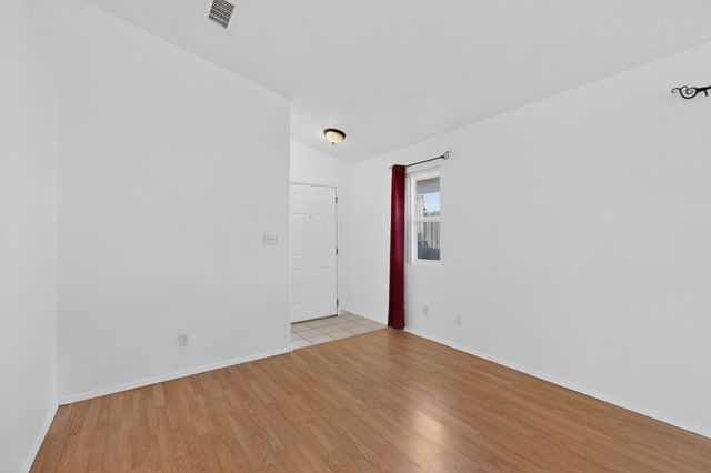 1632 Fox Hill Place SW, Albuquerque, NM 87121