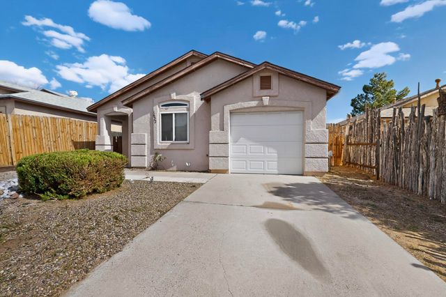 1632 Fox Hill Place SW, Albuquerque, NM 87121