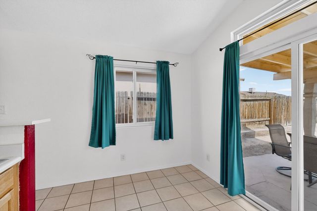 1632 Fox Hill Place SW, Albuquerque, NM 87121