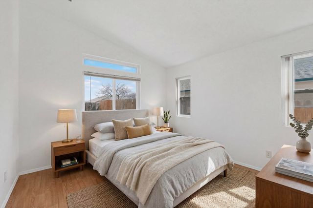 1632 Fox Hill Place SW, Albuquerque, NM 87121