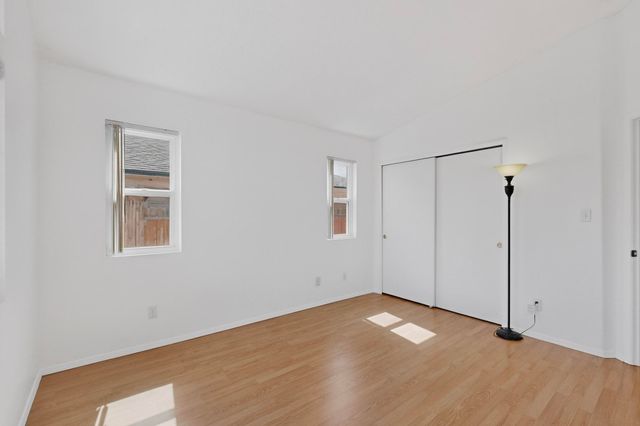 1632 Fox Hill Place SW, Albuquerque, NM 87121