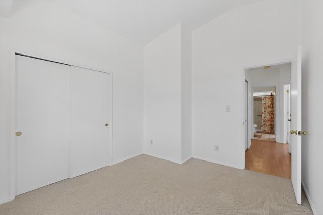 1632 Fox Hill Place SW, Albuquerque, NM 87121