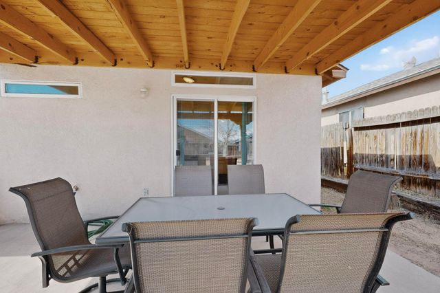 1632 Fox Hill Place SW, Albuquerque, NM 87121