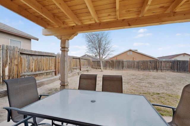 1632 Fox Hill Place SW, Albuquerque, NM 87121