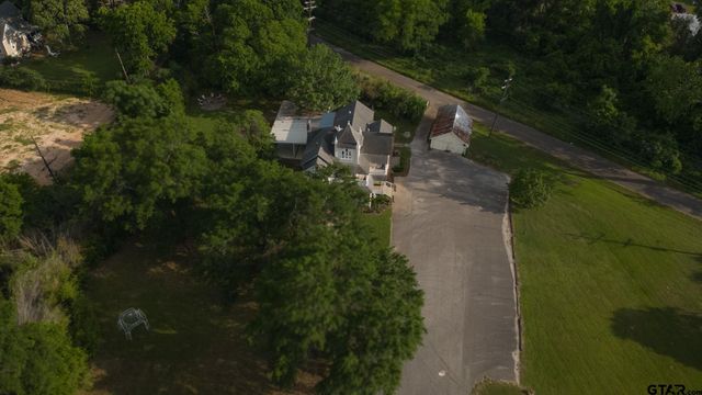 301 W Larissa, Jacksonville, TX 75766