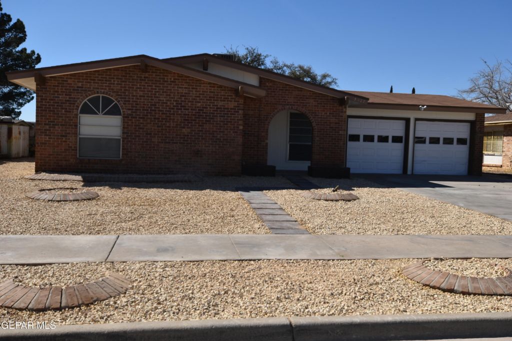 3417 GUTHRIE Street, El Paso, TX 79935