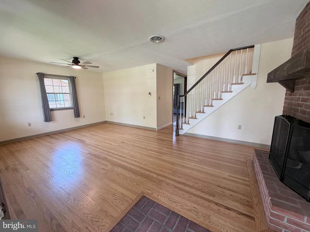 1248 CHERRY TREE LANE, Chambersburg, PA 17202