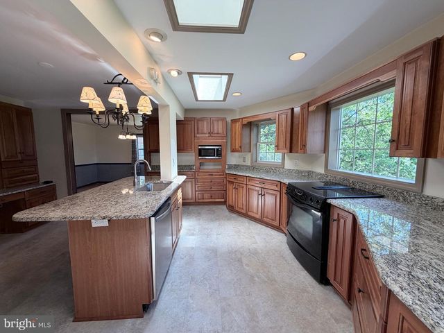 1248 CHERRY TREE LANE, Chambersburg, PA 17202