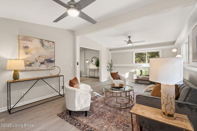 5901 Stansbury Ln, Louisville, KY 40291