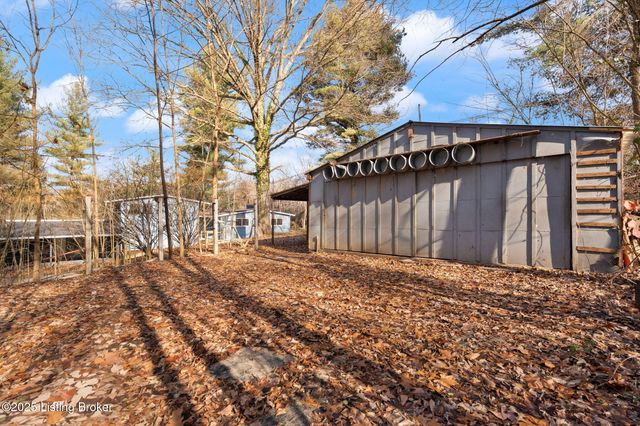 5901 Stansbury Ln, Louisville, KY 40291