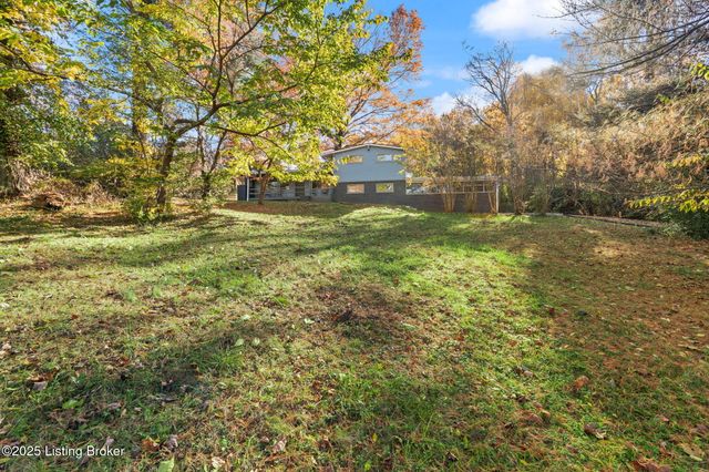 5901 Stansbury Ln, Louisville, KY 40291