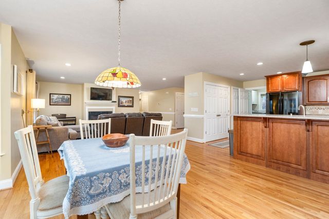 800 WATERTON ST, Staunton, VA 24401