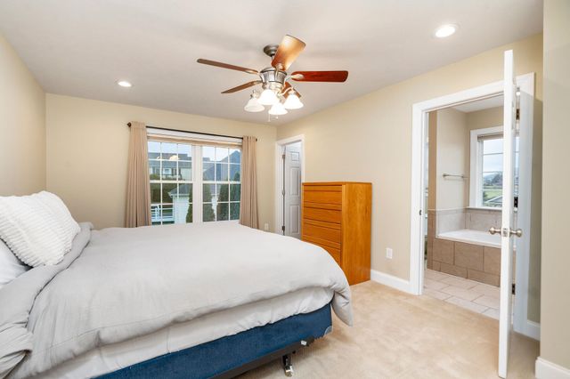 800 WATERTON ST, Staunton, VA 24401