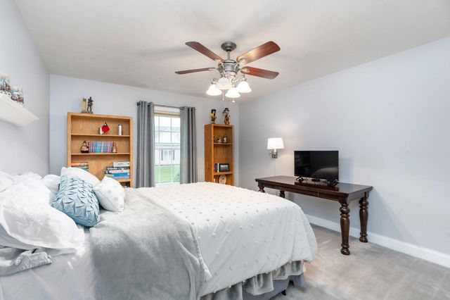 800 WATERTON ST, Staunton, VA 24401