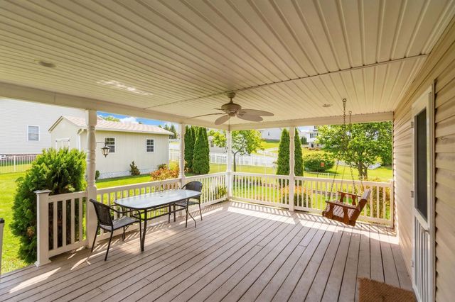 800 WATERTON ST, Staunton, VA 24401