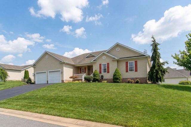 800 WATERTON ST, Staunton, VA 24401