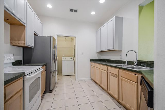 3001 LAUREL RUN LANE 202, Kissimmee, FL 34741