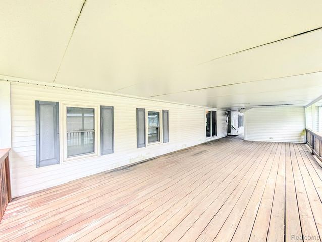 9 Brookfield, Swartz Creek, MI 48473