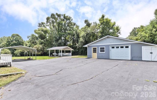 47 Cane Creek Circle, Fairview, NC 28730