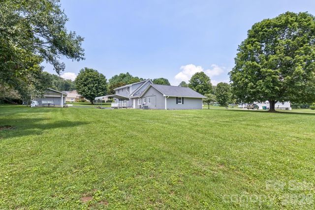 47 Cane Creek Circle, Fairview, NC 28730