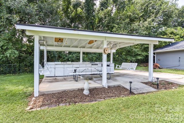 47 Cane Creek Circle, Fairview, NC 28730