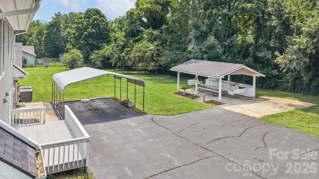 47 Cane Creek Circle, Fairview, NC 28730