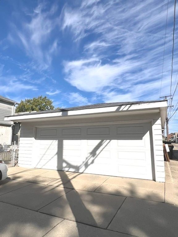 2101 N 73rd Avenue, Elmwood Park, IL 60707 — photo 4