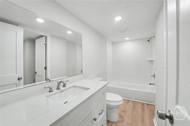51 2nd Street, Richmond Hill, GA 31324