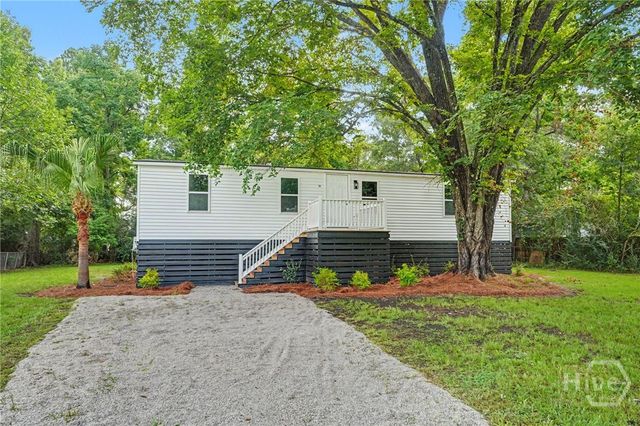 51 2nd Street, Richmond Hill, GA 31324