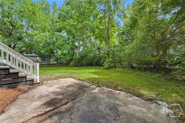 51 2nd Street, Richmond Hill, GA 31324
