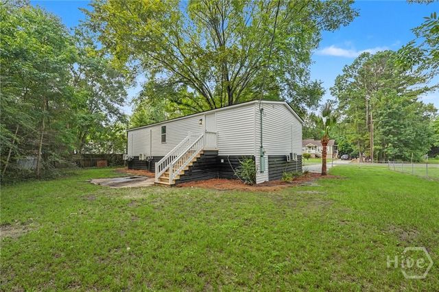 51 2nd Street, Richmond Hill, GA 31324