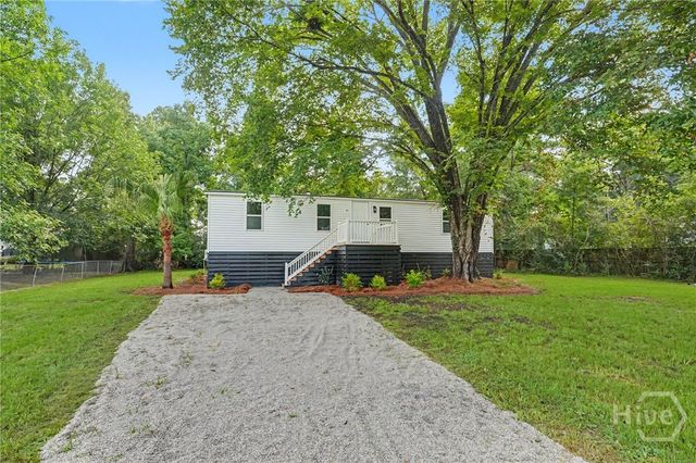 51 2nd Street, Richmond Hill, GA 31324