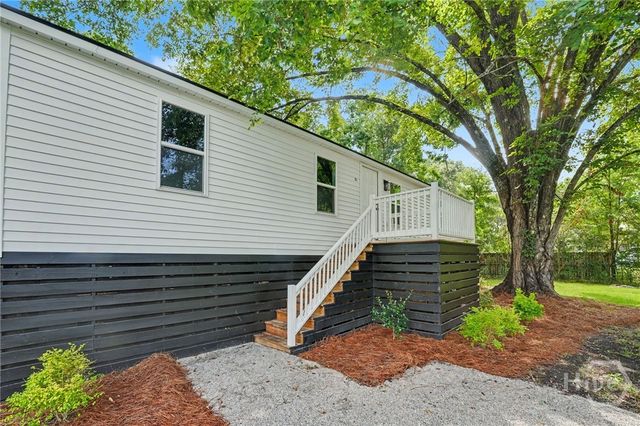 51 2nd Street, Richmond Hill, GA 31324