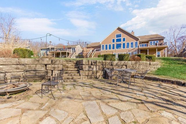 12 W Street, Lake Lotawana, MO 64086