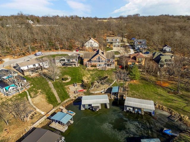 12 W Street, Lake Lotawana, MO 64086