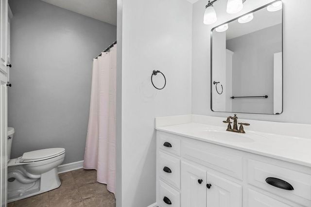 12 W Street, Lake Lotawana, MO 64086