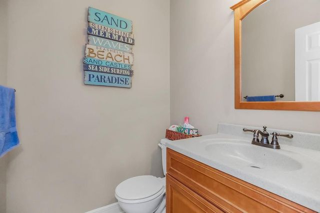 12 W Street, Lake Lotawana, MO 64086