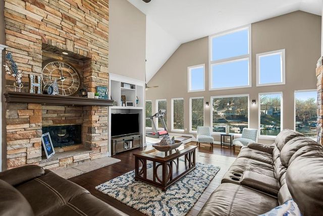 12 W Street, Lake Lotawana, MO 64086