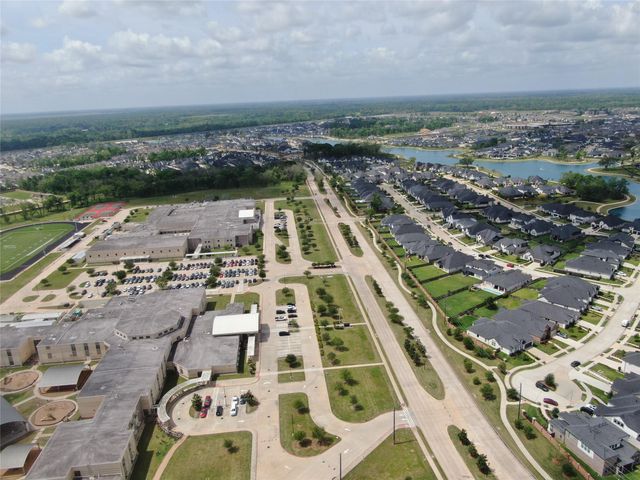 1623 Waters Lake Boulevard, Missouri City, TX 77459