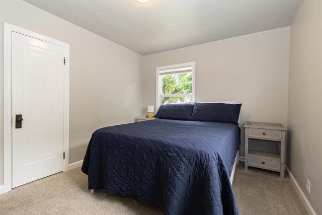 1614 N RICHMOND STREET, Appleton, WI 54911