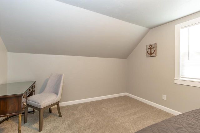 1614 N RICHMOND STREET, Appleton, WI 54911