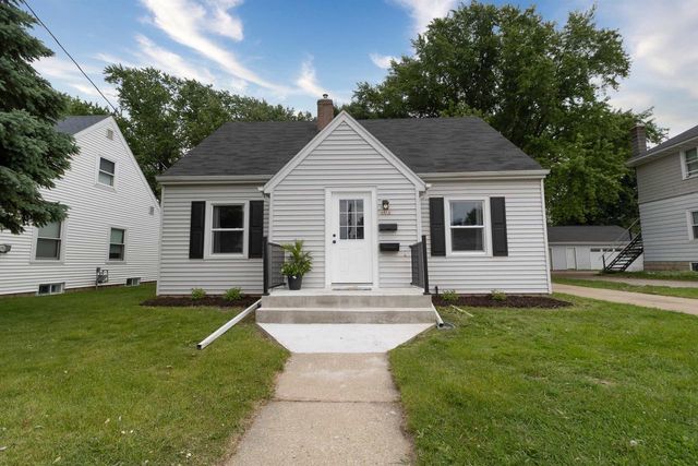1614 N RICHMOND STREET, Appleton, WI 54911