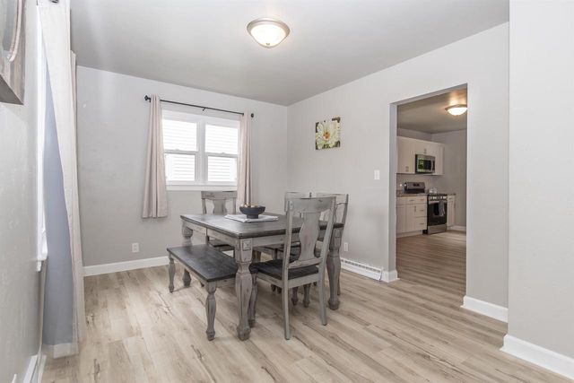 1614 N RICHMOND STREET, Appleton, WI 54911