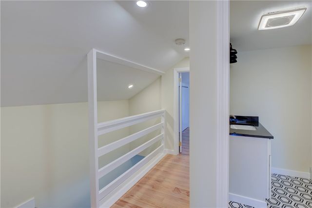 30 Queen Street, East Greenwich, RI 02818