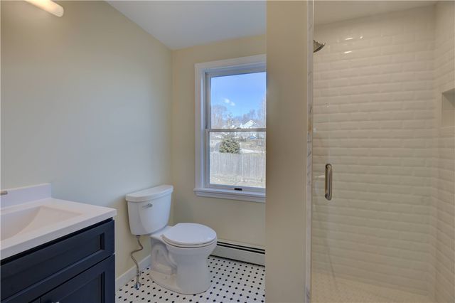 30 Queen Street, East Greenwich, RI 02818