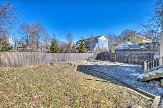 30 Queen Street, East Greenwich, RI 02818