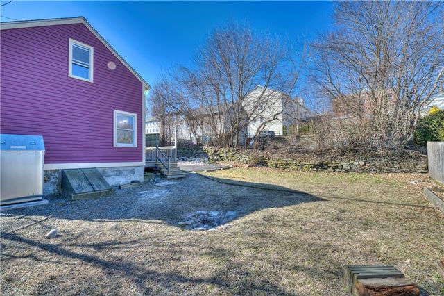 30 Queen Street, East Greenwich, RI 02818