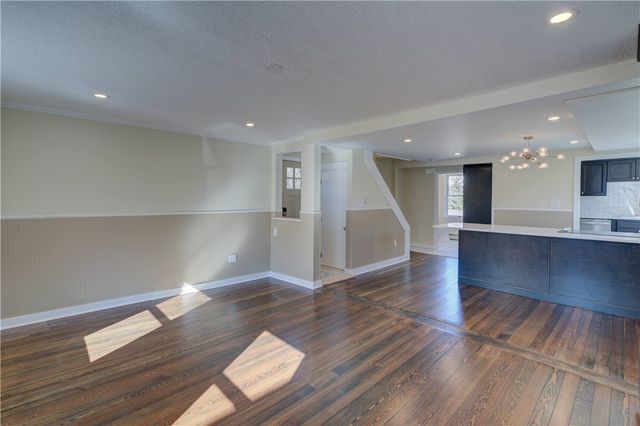 30 Queen Street, East Greenwich, RI 02818