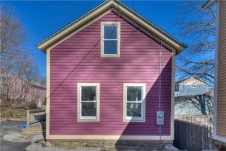 30 Queen Street, East Greenwich, RI 02818