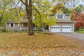 8 Margaret Street, Essex, VT 05452